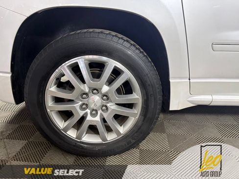Used 2016 GMC Acadia Denali FWD image 30