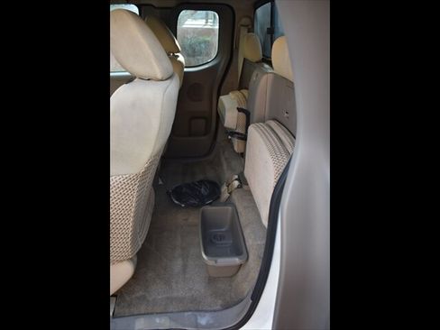 Used 2016 Nissan Frontier SV RWD image 19