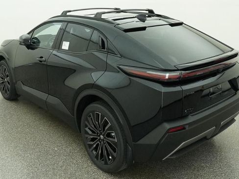 New 2026 Toyota C-HR AWD/4WD image 5