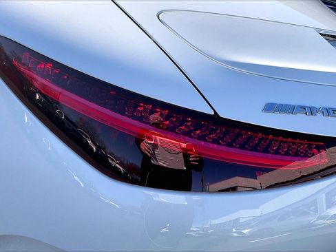 Certified 2022 Mercedes-Benz SL 55 AMG 4MATIC image 24