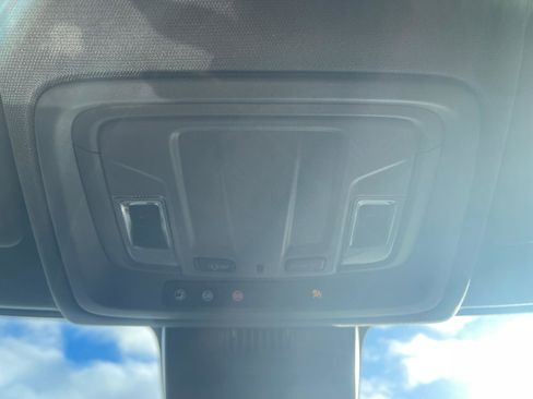 Used 2024 Chevrolet Silverado 1500 Custom image 18