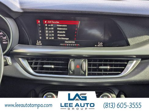 Used 2018 Alfa Romeo Stelvio Sport w/ Quick Order Package 22J Sport image 19