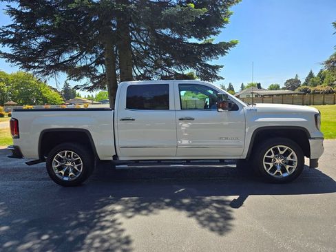 Used 2018 GMC Sierra 1500 SLT w/ SLT Premium Package AWD/4WD image 7