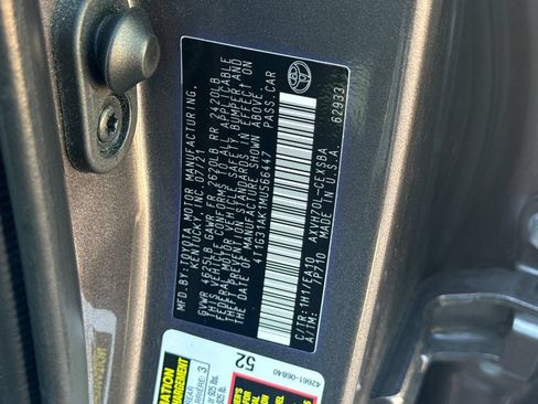 Used 2021 Toyota Camry SE w/ Cold Weather Package FWD image 55