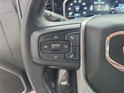 Used 2024 GMC Sierra 1500 Elevation image 24