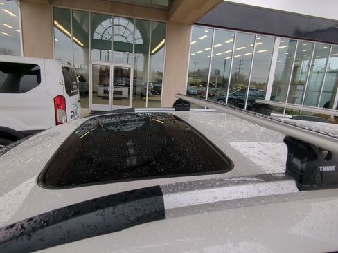 Used 2017 Subaru Outback 2.5i Touring w/ Popular Package #5A image 11