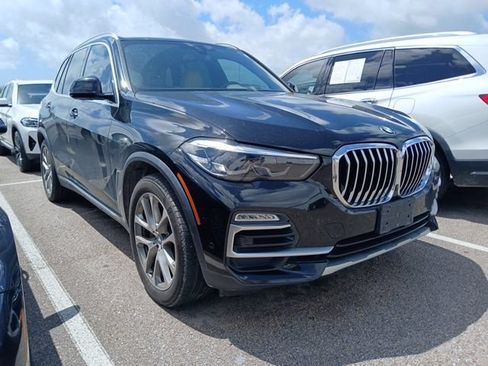 Used 2021 BMW X5 xDrive45e w/ Premium Package AWD/4WD image 6
