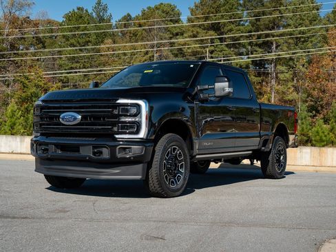 New 2026 Ford F350 Platinum w/ FX4 Off-Road Package AWD/4WD image 8