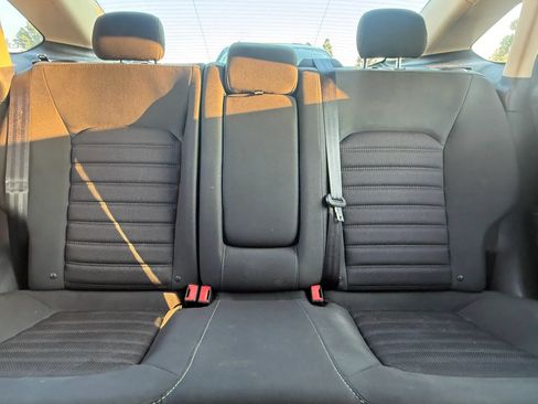 Used 2017 Ford Fusion SE FWD image 22