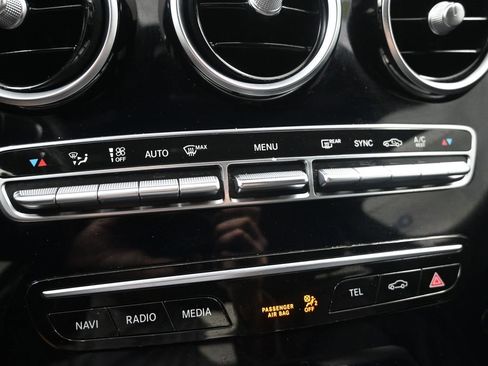 Used 2020 Mercedes-Benz C 300 4MATIC Sedan image 19