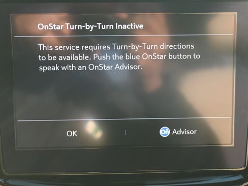 Used 2022 Chevrolet Traverse LT image 25