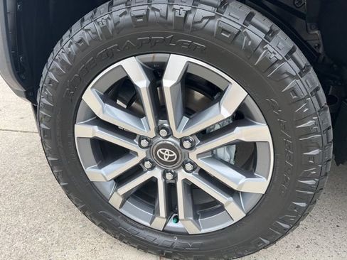 New 2026 Toyota 4Runner Limited image 11