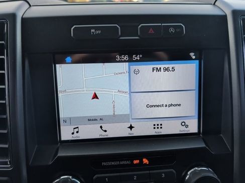 Used 2018 Ford F150 XLT w/ Equipment Group 302A Luxury image 9