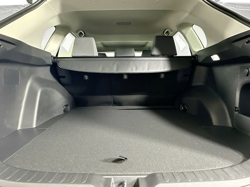 Used 2025 Toyota RAV4 XLE w/ Convenience Package image 28