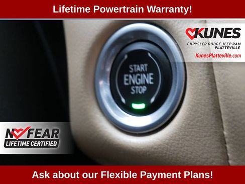 Used 2023 Chevrolet Suburban Premier AWD/4WD image 33
