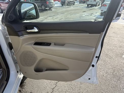 Used 2020 Jeep Grand Cherokee Overland image 55