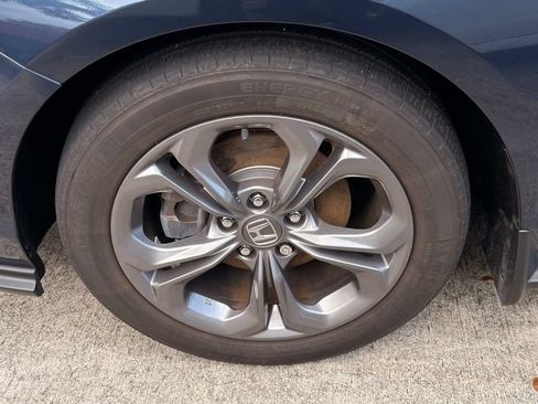 Used 2023 Honda Accord EX image 11