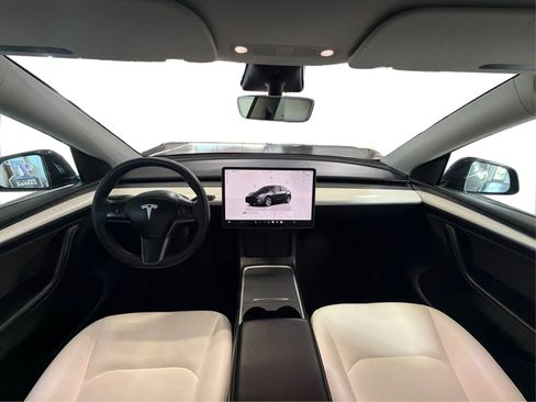 Used 2023 Tesla Model Y Long Range AWD/4WD image 27