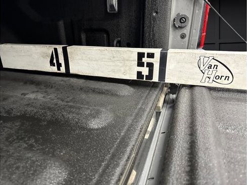 Used 2022 Jeep Gladiator Overland image 14