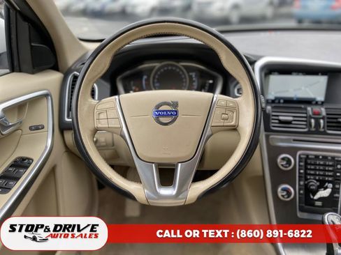 Used 2015 Volvo XC60 T5 image 14