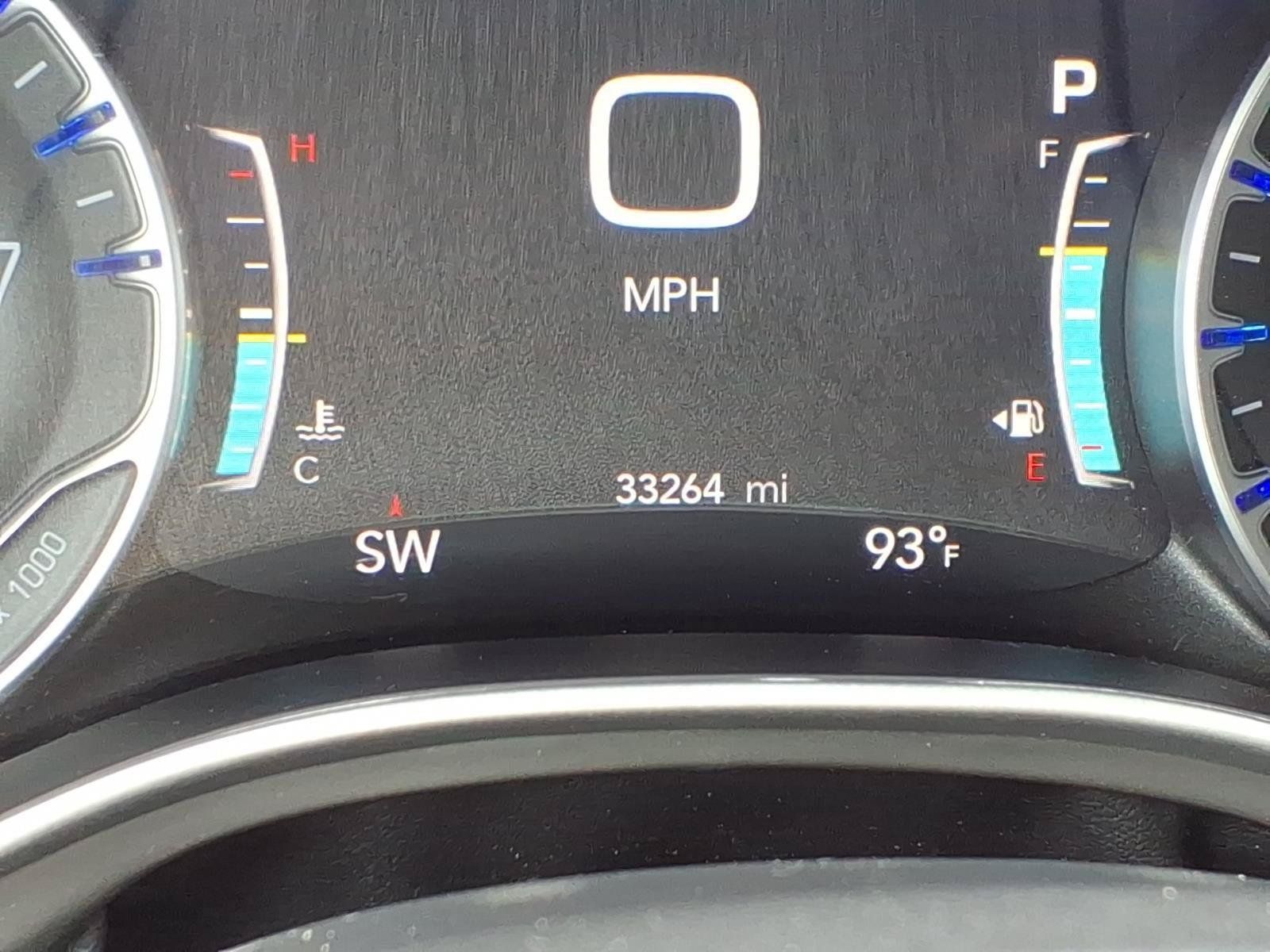 Used 2025 Chrysler Pacifica Select FWD image 37