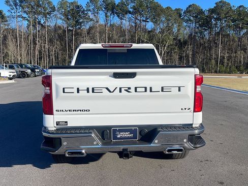 Used 2021 Chevrolet Silverado 1500 LTZ w/ LTZ Convenience Package II AWD/4WD image 6