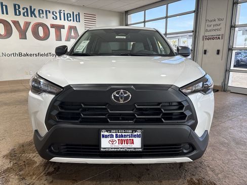 New 2026 Toyota Corolla Cross L image 5