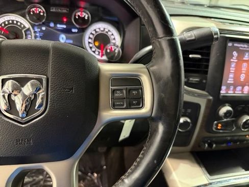 Used 2015 RAM 2500 Laramie w/ Convenience Group AWD/4WD image 15