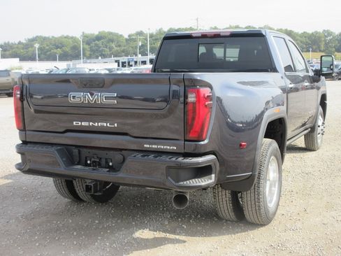 New 2026 GMC Sierra 3500 Denali Ultimate image 5