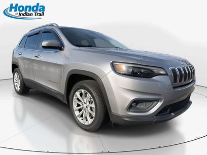 Used 2019 Jeep Cherokee Latitude w/ Popular Appearance Group