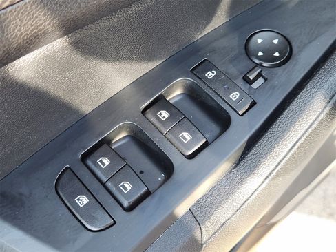 Used 2024 Kia Sportage LX image 31