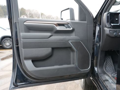 Used 2025 Chevrolet Silverado 3500 LT w/ All Star Edition image 15