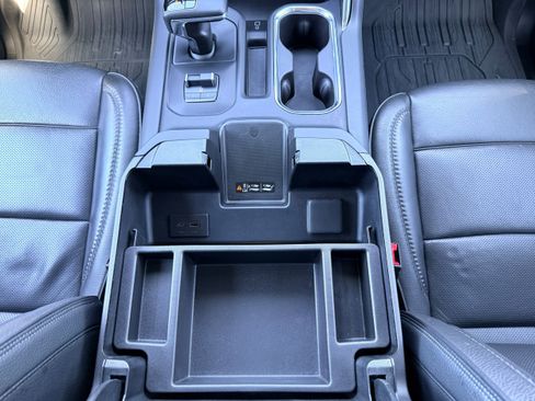 Used 2024 GMC Sierra 1500 Denali w/ Technology Package image 21