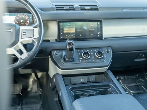 Used 2021 Land Rover Defender 110 S image 21