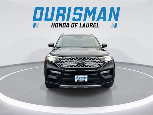 Used 2023 Ford Explorer Limited w/ Equipment Group 301A image 3