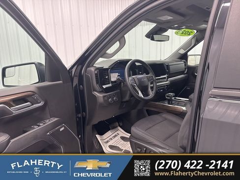 Used 2023 Chevrolet Silverado 1500 RST w/ All Star Edition Plus image 9