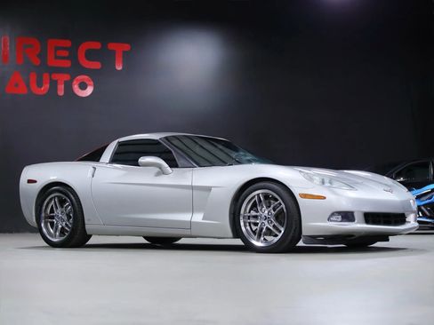 Used 2006 Chevrolet Corvette Coupe image 9