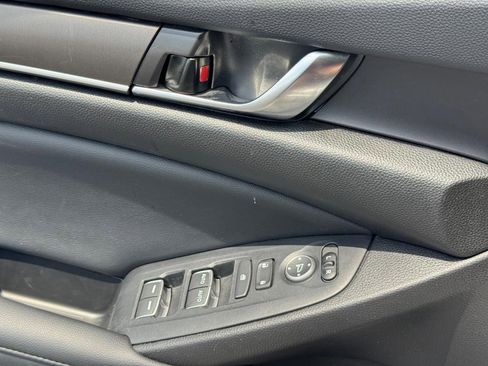 Certified 2022 Honda Accord LX image 24