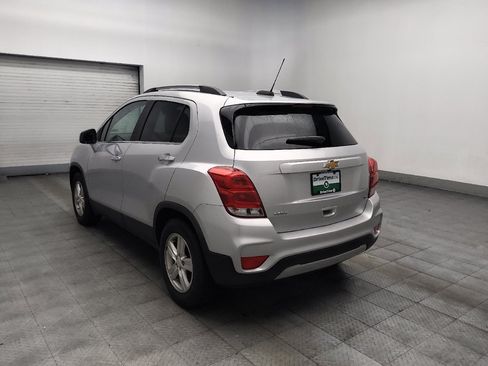 Used 2019 Chevrolet Trax LT w/ LT Convenience Package FWD image 5
