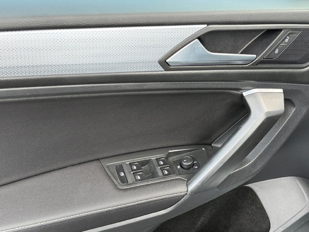 Used 2023 Volkswagen Tiguan S w/ Driver Assistance Package FWD image 11