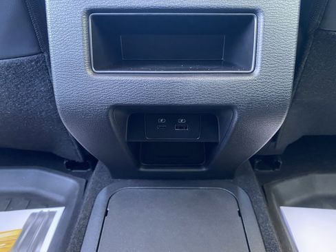 New 2025 Mitsubishi Outlander SE AWD/4WD image 23