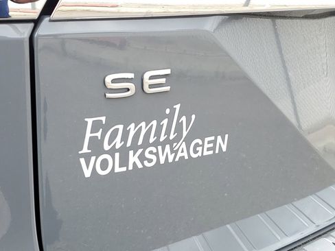 New 2026 Volkswagen Atlas SE FWD image 6