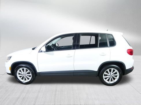 Used 2017 Volkswagen Tiguan Limited FWD image 4