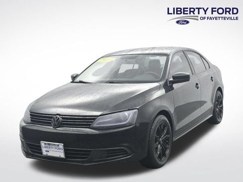 Used 2013 Volkswagen Jetta S FWD image 1