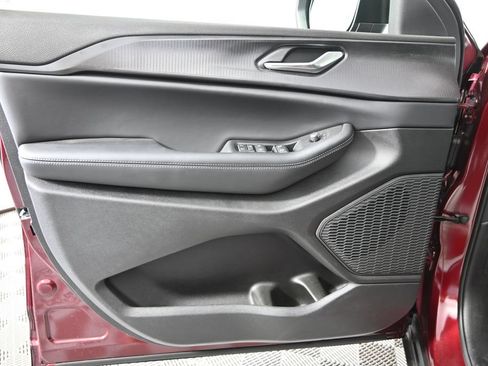 Used 2026 Jeep Grand Cherokee Laredo X AWD/4WD image 18