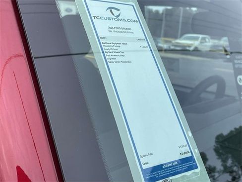 New 2025 Ford Bronco 4-Door image 13