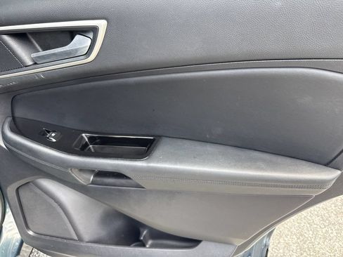 Used 2019 Ford Edge SEL w/ Equipment Group 201A AWD/4WD image 16