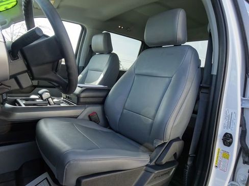 Used 2022 Ford F150 Lightning Pro image 11