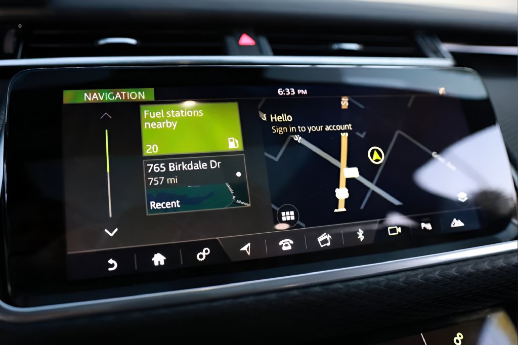 Used 2020 Land Rover Range Rover Velar R-Dynamic S AWD/4WD image 36