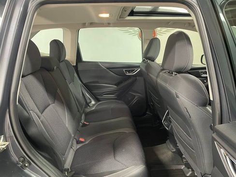 Used 2020 Subaru Forester Premium AWD/4WD image 25